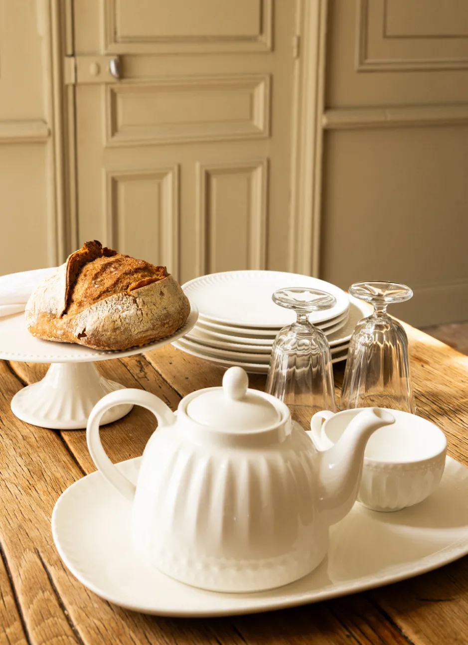 ASSIETTE PLATE EN PORCELAINE BLANC