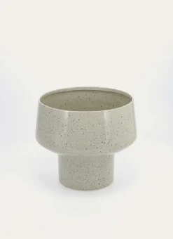 CACHE-POT EN FER GRIS CLAIR MOUCHETÉ