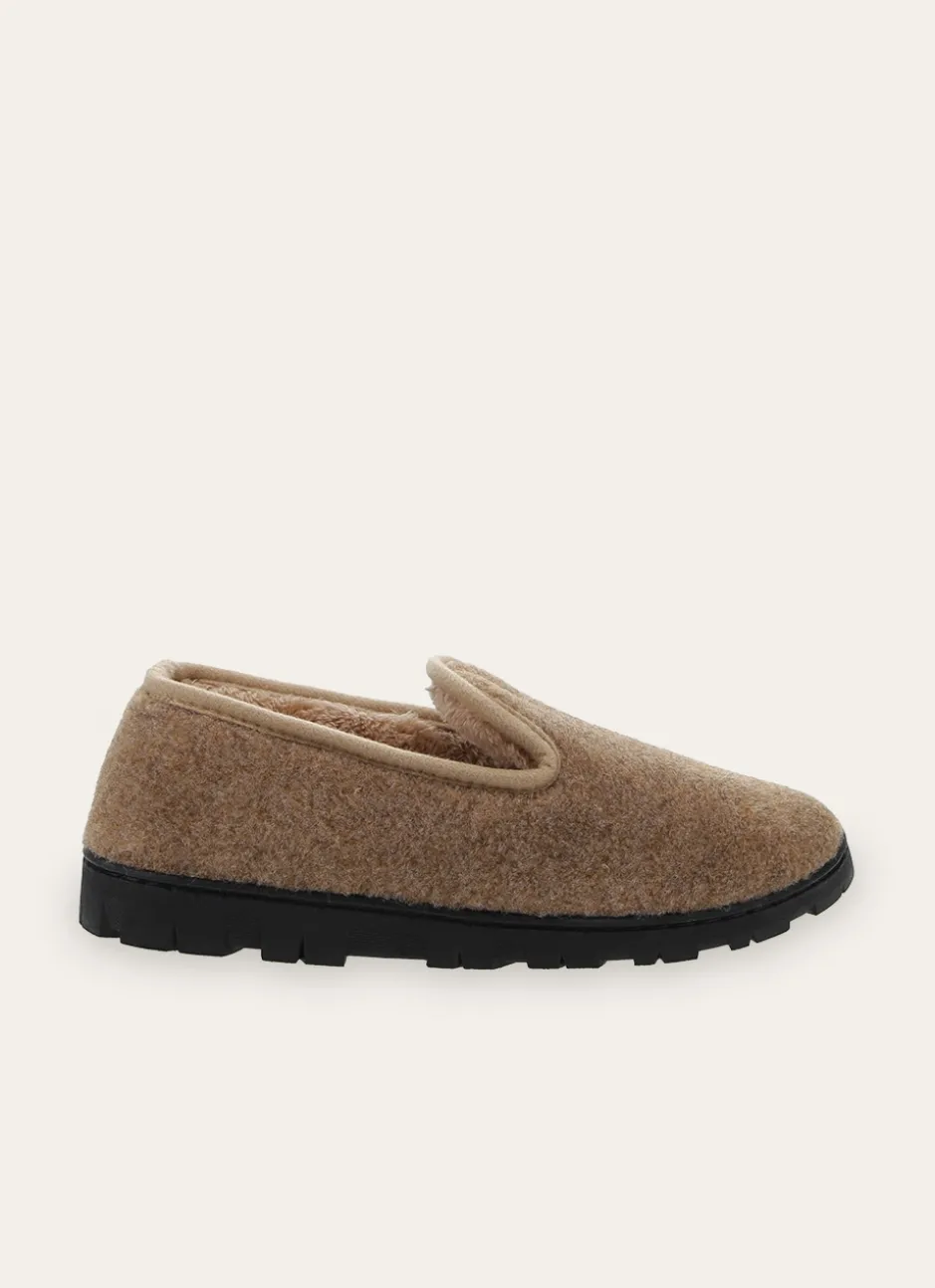 CHAUSSONS EN FEUTRE DOUX CONTRASTÉE MARRON