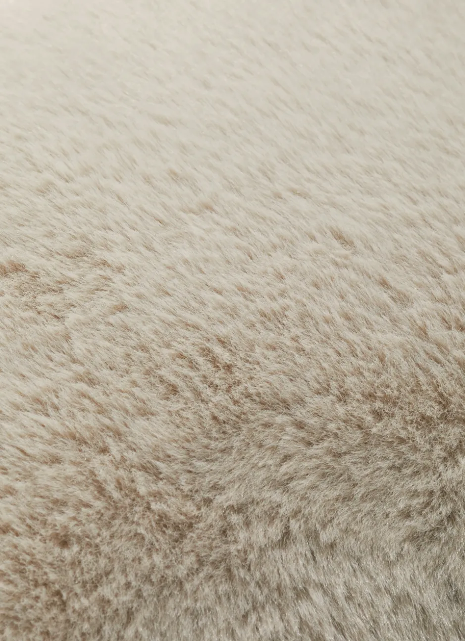 COUSSIN EN FAUSSE FOURRURE EXTRA DOUX SABLE