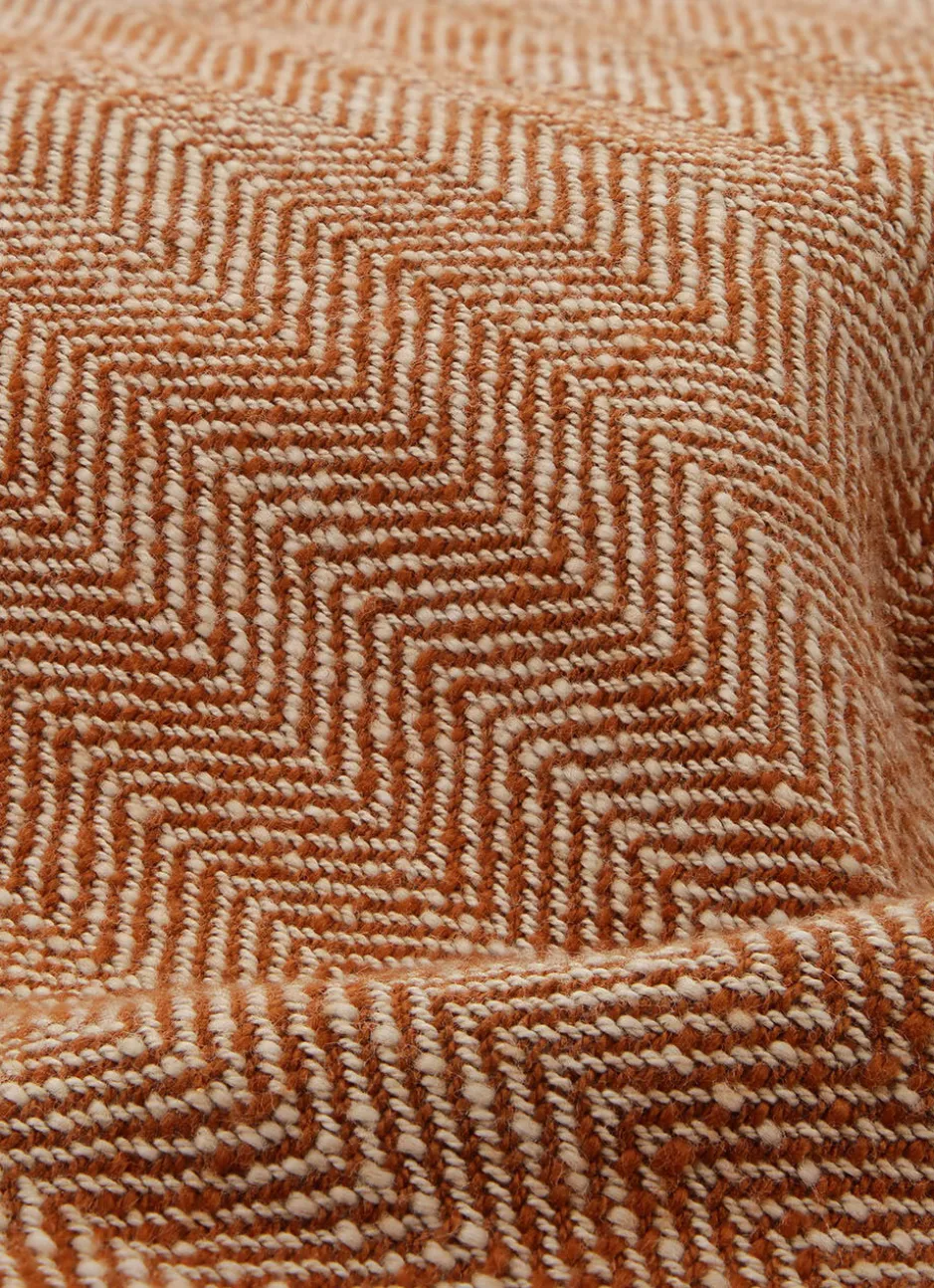 COUSSIN À MOTIF CHEVRONS CARAMEL