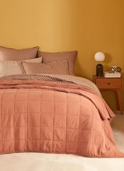 COUVRE-LIT MATELASSÉ UNI MARRON