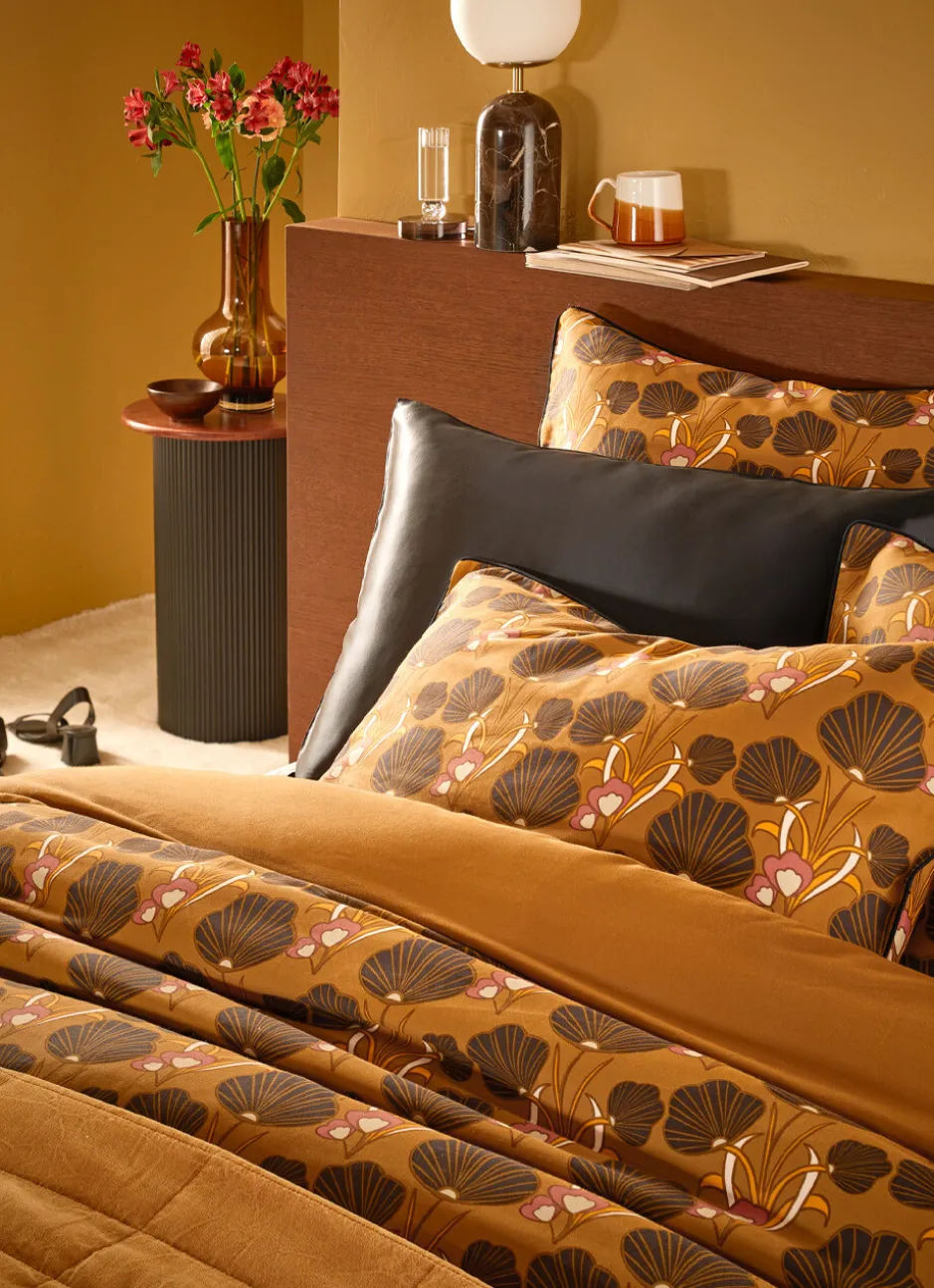 LOT DE 2 TAIES D’OREILLER EN SATIN DE COTON ALVAR OCRE