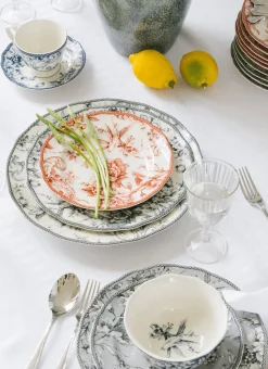 PLAT DE PRÉSENTATION EN GRÈS ADELAÏDE GRIS
