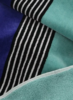 SERVIETTE INVITÉ BICOLORE EN VELOURS RAYÉ vert